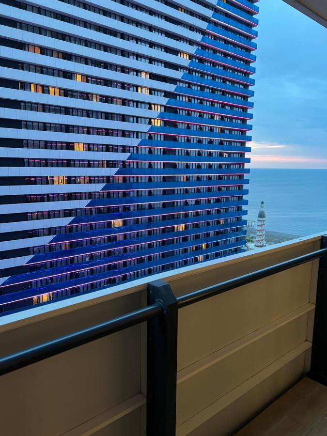 Orbi City Suite Batumi Exterior foto